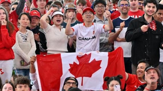 Image of Canada's fans cheering in the stands